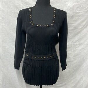 Requirements black sweater, 70% cotton, square neck, metal details, size L